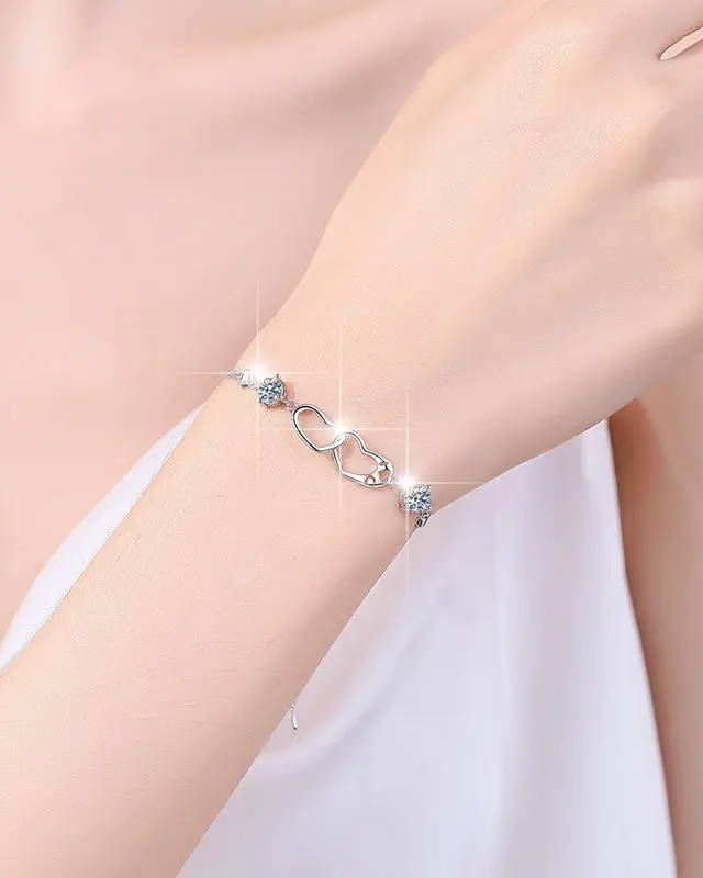 1 CT Moissanite Interlocking Hearts Silver Bracelet | VVS1 & GRA Certified