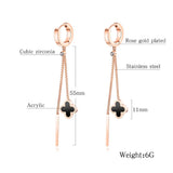 Rose gold four leaf clover earring